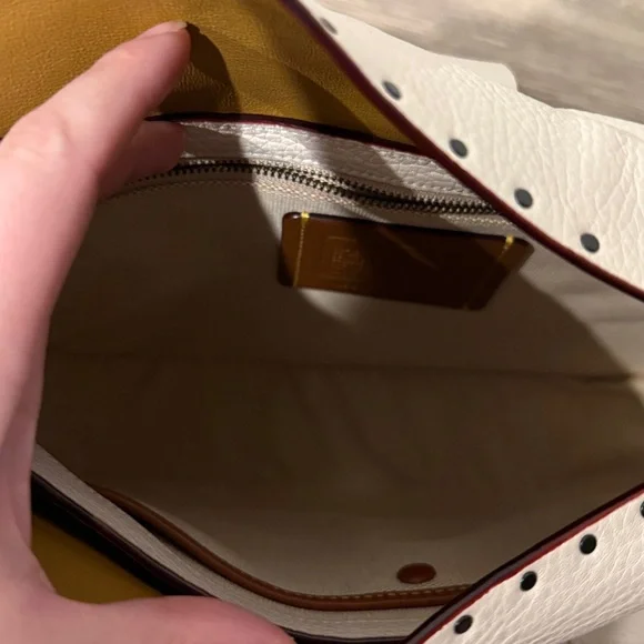 Coach Paige Shoulder Bag in Chalk - Picture 5 of 9